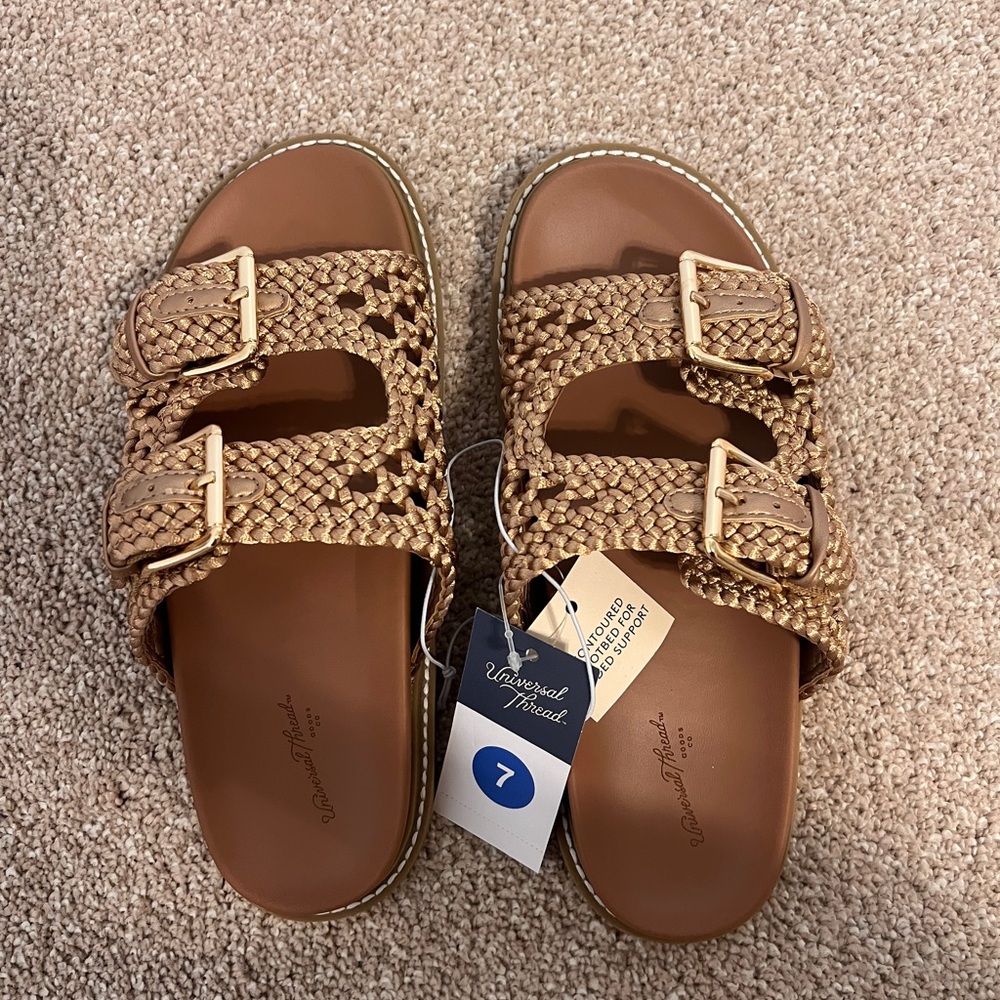 Universal thread Kylie crochet sandals Size 7 NEW WITH TAGS